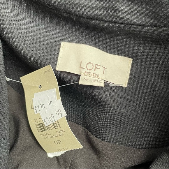 NWT LOFT Black Blazer - Picture 3 of 3